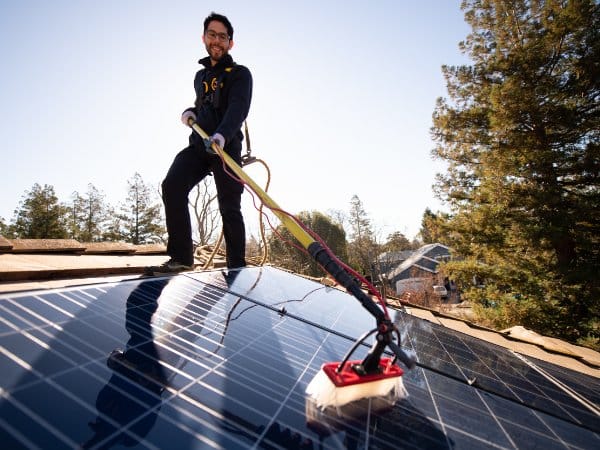 solar panel cleaning service near me 002